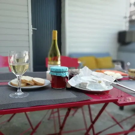 Le Charme A La Francaise *