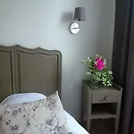 Le Charme A La Francaise * הונפלר