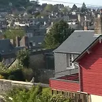Le Charme A La Francaise הונפלר