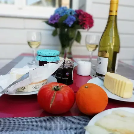 펜션 Le Charme A La Francaise 옹플뢰르